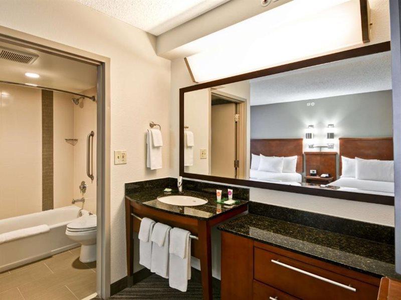 Hyatt Place Richmond Airport Buitenkant foto