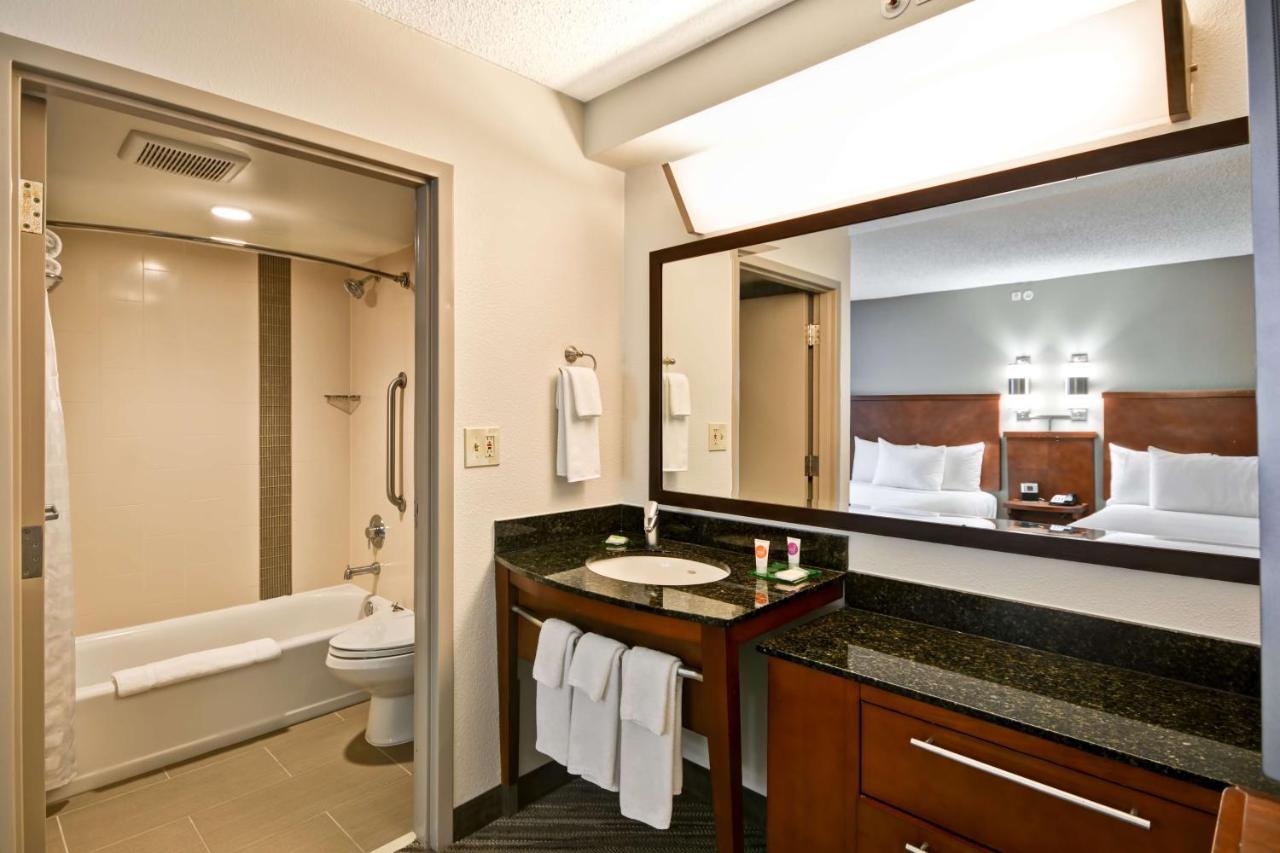 Hyatt Place Richmond Airport Buitenkant foto